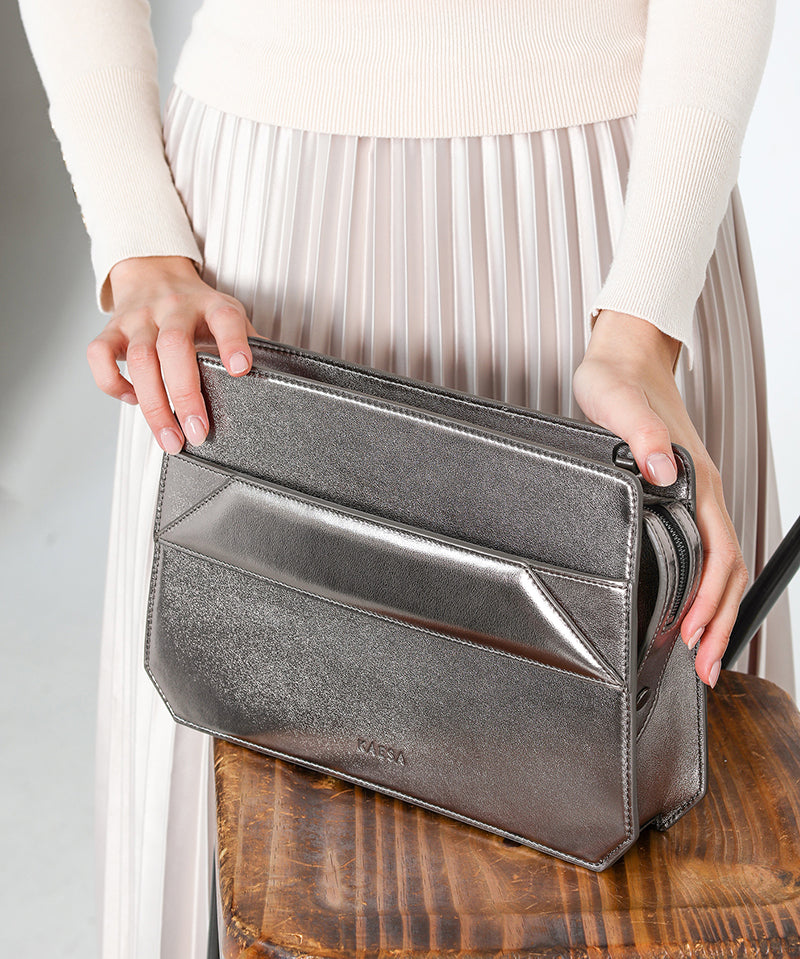 VLLR Box Bag (Dark Silver)