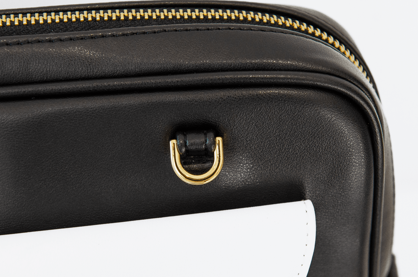 Desserto® Cloud Bag (Black & White)
