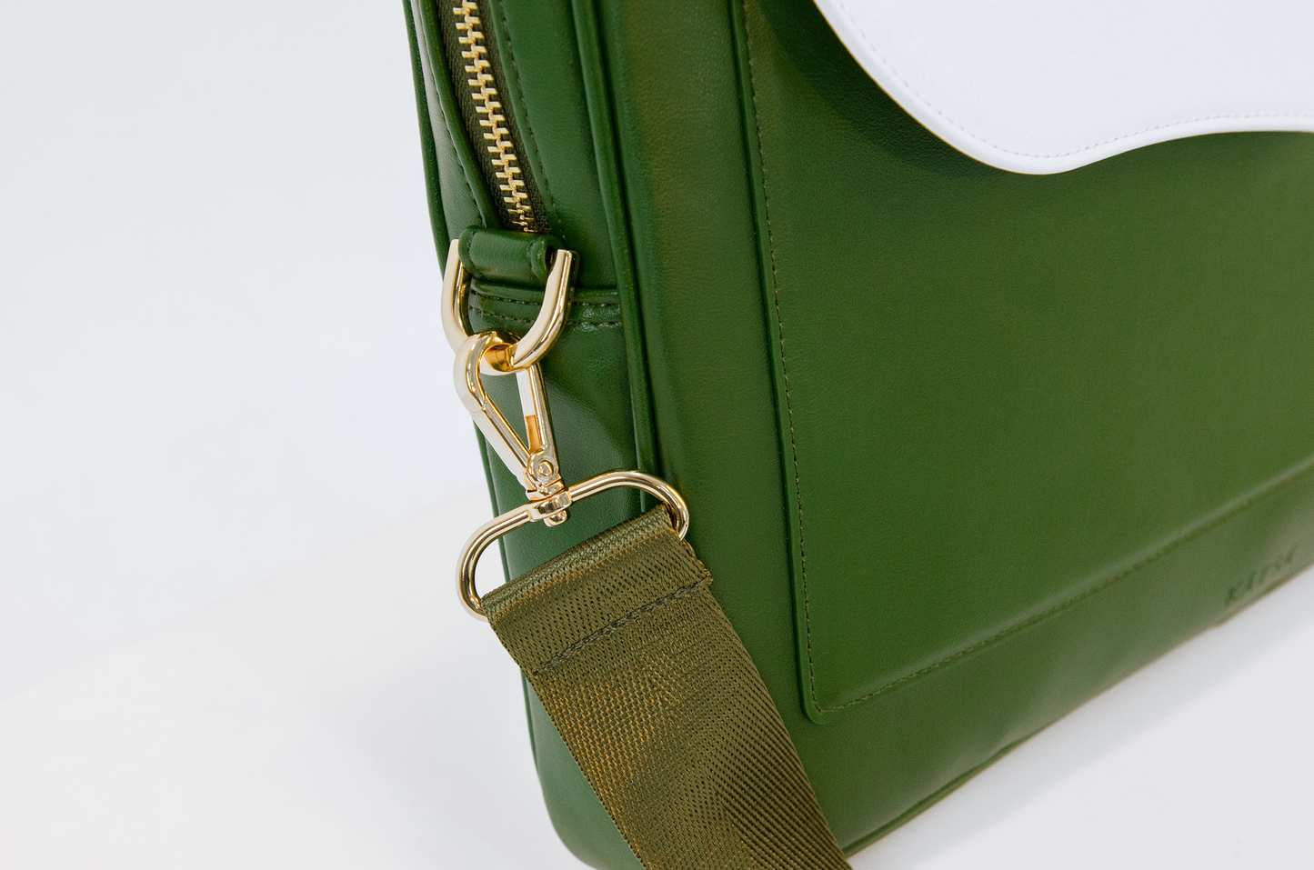 Desserto® Cloud Bag (Green & White)